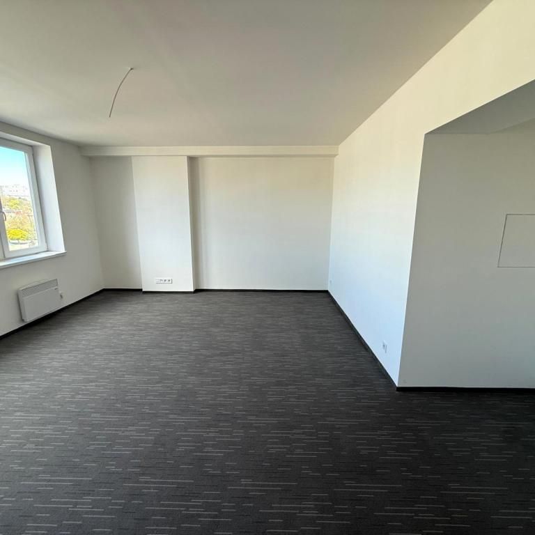 Pronájem bytu 1+kk 34 m2 - Fotografie 1