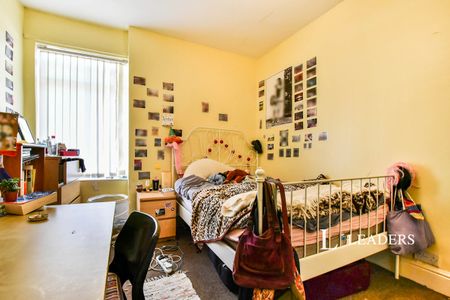 7 bedroom house to rent Mauldeth Road, Manchester, M20 - Photo 2