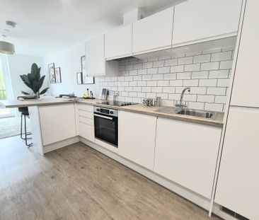 Cow Green, Halifax - Photo 6