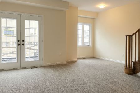 For Lease - 7 Hiscott Drive, Hamilton, Ontario - Photo 3