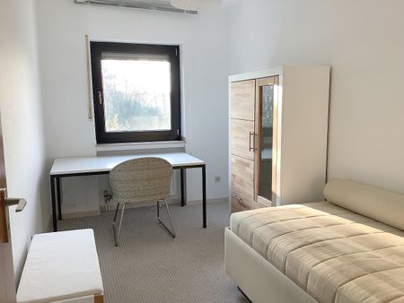 Family Place - Reihenhaus in Köln Porz - Photo 4