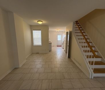 For Lease - 238 Cumberland Street, Lower Town - Sandy Hill, Ontario - Photo 5