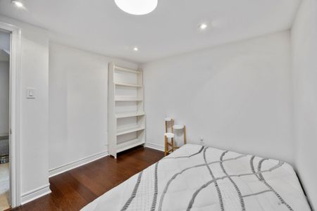 For Lease - 38 Clearbrooke Circle, Toronto, Ontario - Photo 4