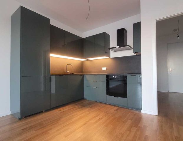 Perfekte Single- oder Pärchen-Wohnung! Modern, Neubau, tolle Lage, toller Wasserblick! - Photo 1