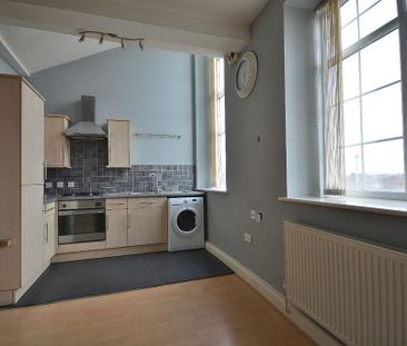 1 bedroom flat to rent - Photo 3