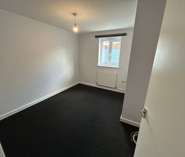 2 Bed Flat, Shield Retail Centre, BS34 - Photo 2