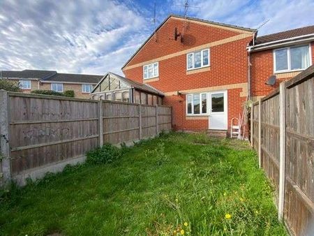 Haselmere Close, Bury St Edmunds, IP32 - Photo 5