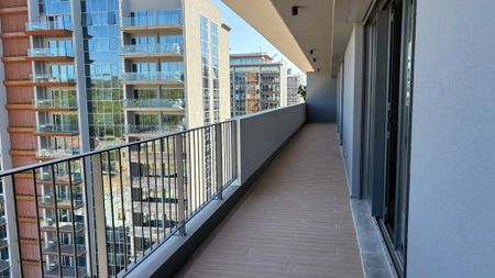 3 Bedroom Apartment with parking, Miraflores, Oeiras - Foto 2