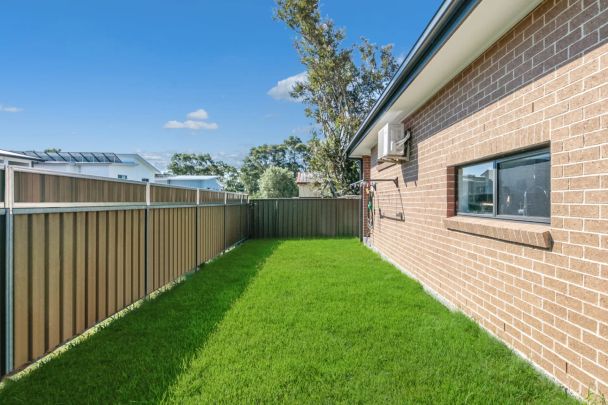 Modern & Convenient Two Bedroom Granny Flat - Photo 1