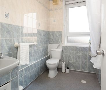 2 Bed Semi-Detached House, Lochend Gardens, EH7 - Photo 1