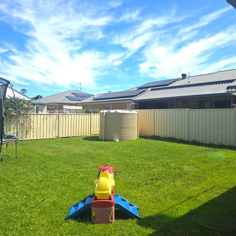 SOUTH TAMWORTH - Three Bedroom Home - Photo 2