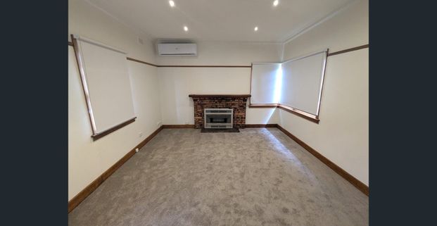 Three Bedroom Home In Central Belmont - Photo 1