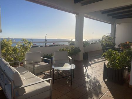 Alquiler de ático en Playa Bajadilla-Puertos - Photo 5