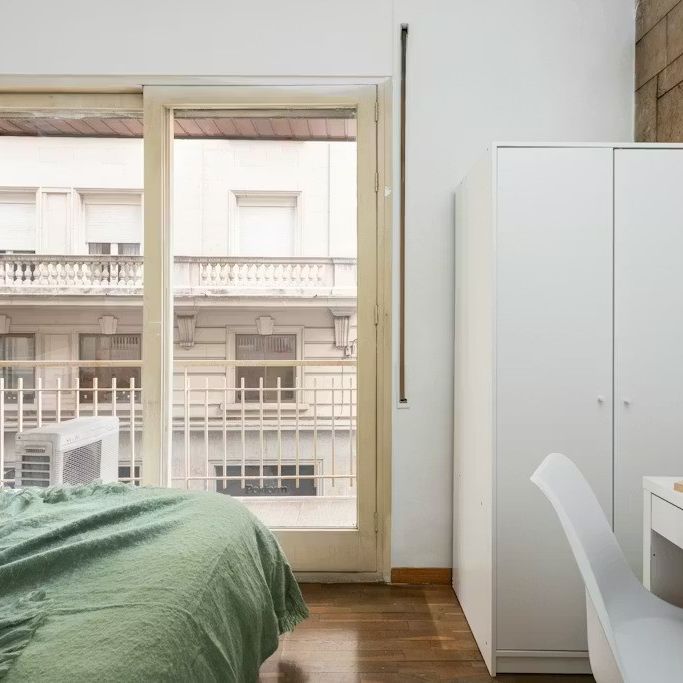 Via Augusta, Barcelona, Catalonia 08017 - Photo 1