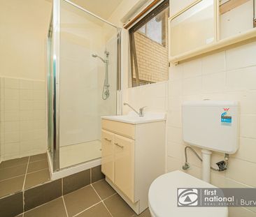 Prime Box Hill Location - Light-Filled Apartment - Photo 6