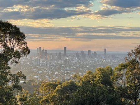 Mount Gravatt East - Photo 2