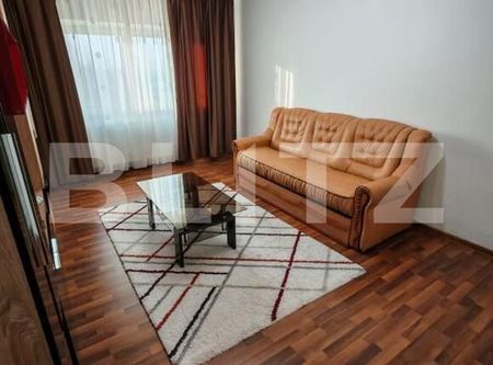 Apartament cu 2 camere, decomandat, etaj 2, centrala, 1 Mai-Dunarea - Fotografie 3