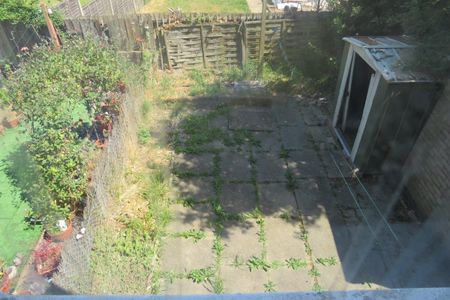 Woodstock Close - Photo 4