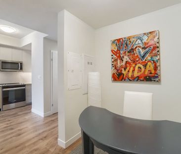 For Lease - 60 Frederick Street Unit# 811, Kitchener, Ontario - Photo 2