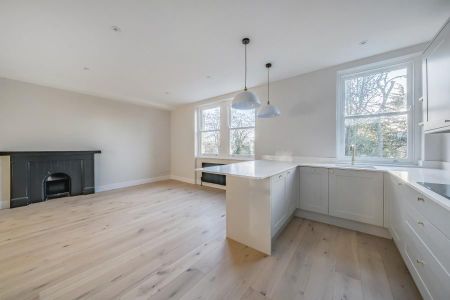 3 bedroom apartment to rent - Photo 4