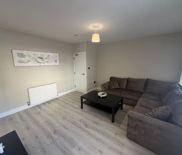 1 bedroom serviced apartment to rent - Photo 4