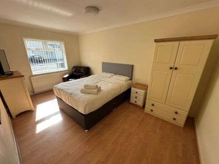 Station Road, Eaglescliffe - Photo 2