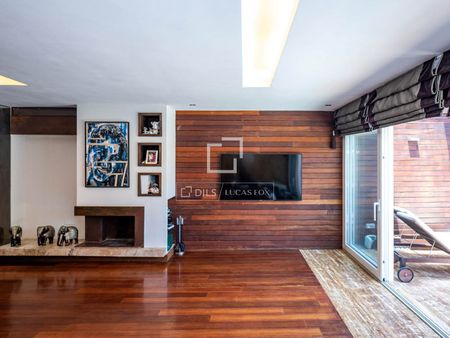 Exclusive Newly Renovated Townhouse in El Soto de La Moraleja - Photo 4
