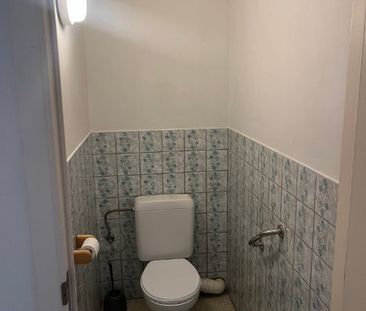 Te huur: ruim 2-slaapkamer appartement (115m²) met garage in rustig... - Photo 2