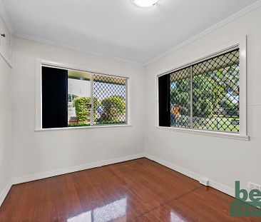 195 Hamilton Road, Wavell Heights. - Photo 1