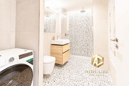 Pronájem bytu 1+kk a garsoniéry 33 m², U Komína, Praha - Фото 5