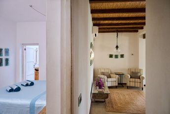 KM·3, Ibiza, Balearic Islands 07830