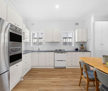 31 Stewart Street, North Bondi NSW 2026 - House For Rent | Domain - Photo 1