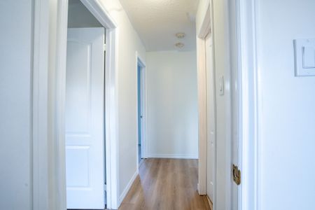 For Lease - 1892 Secretariat Place, Oshawa, Ontario - Photo 4
