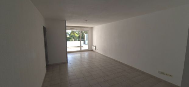 Location Appartement 3 pièces 62m² ISTRES 13800 - Photo 1