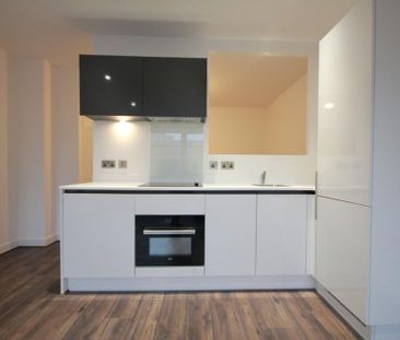 Studio to rent - Photo 6