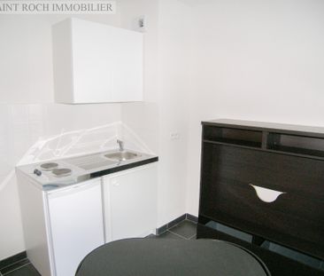 Location Appartement 1 pièce 20m² NICE 06300 - Photo 2