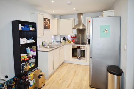 1 bedroom flat to rent - Photo 5