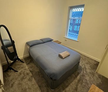 Room in a Shared House, Laird Street, CH41 - Photo 6