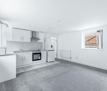 2 bedroom apartment to rent - Photo 2