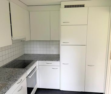 schöne und helle 4.5 Zimmer Wohnung - Photo 5