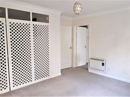 Studio to rent - Photo 5