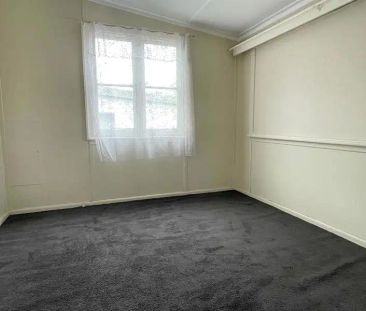 “Close to Everything!” - Photo 1