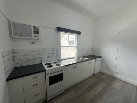 2 Bedroom Unit in Town - Photo 3