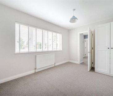 4 bedroom detached house to rent - Photo 5