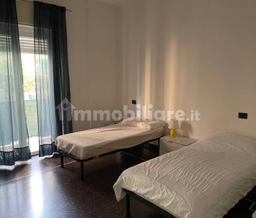 Trilocale via Bartolomeo Carrea 5, Sampierdarena, Genova - Photo 2