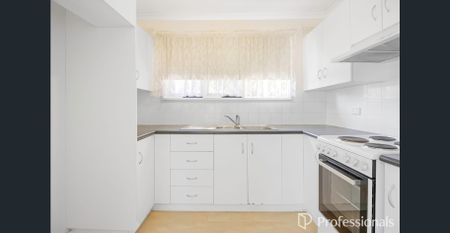 Neat and Tidy - Photo 5