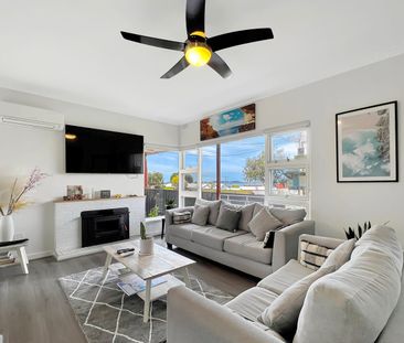 Fully Furnished 3 Bedroom 1 Bathroom Home - Photo 1