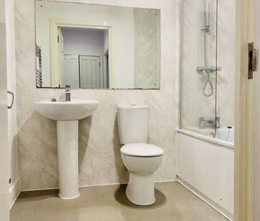Queensway, Bletchley - Two Bedroom Apartment - Photo 3