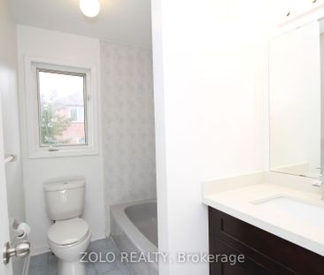 Semi-Detached Home For Lease | N8129854 - Photo 1