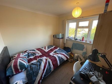 5 bedroom house to rent - Photo 2